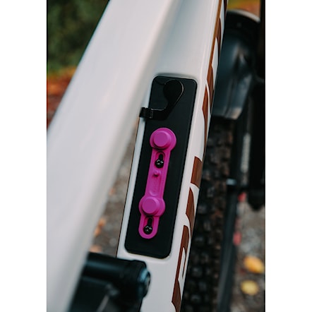 Uchwyt na bidon Fidlock TWIST Bike Base pink - 3