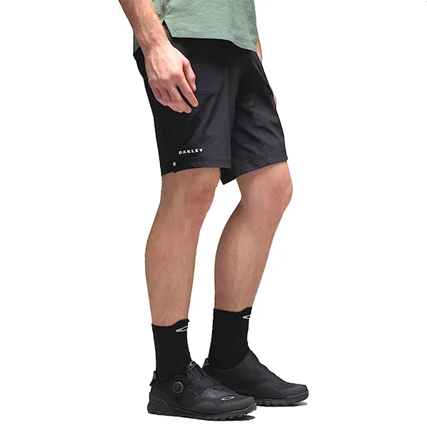 Bike kraťasy Oakley Seeker Whip Lined Short pitch black 2026