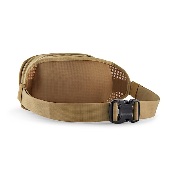 Nerka Patagonia Fieldsmith Hip classic tan 2025
