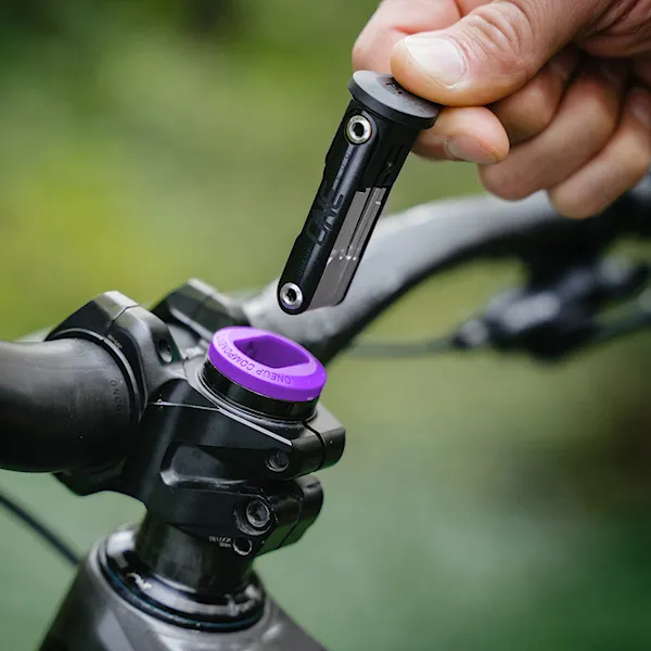 Bike Tool OneUp EDC Lite purple