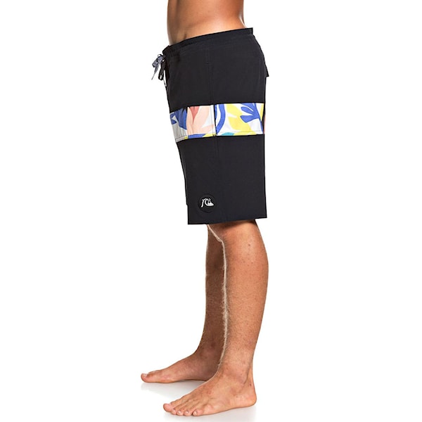 Swimwear Quiksilver Microdose Beachshort 19 black 2020