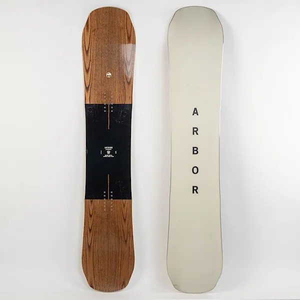 Snowboard Arbor Element 2026