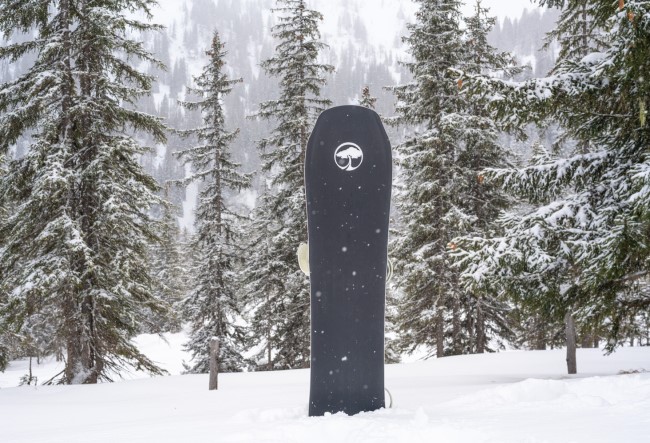 Snowboardy Arbor 2024 już są!