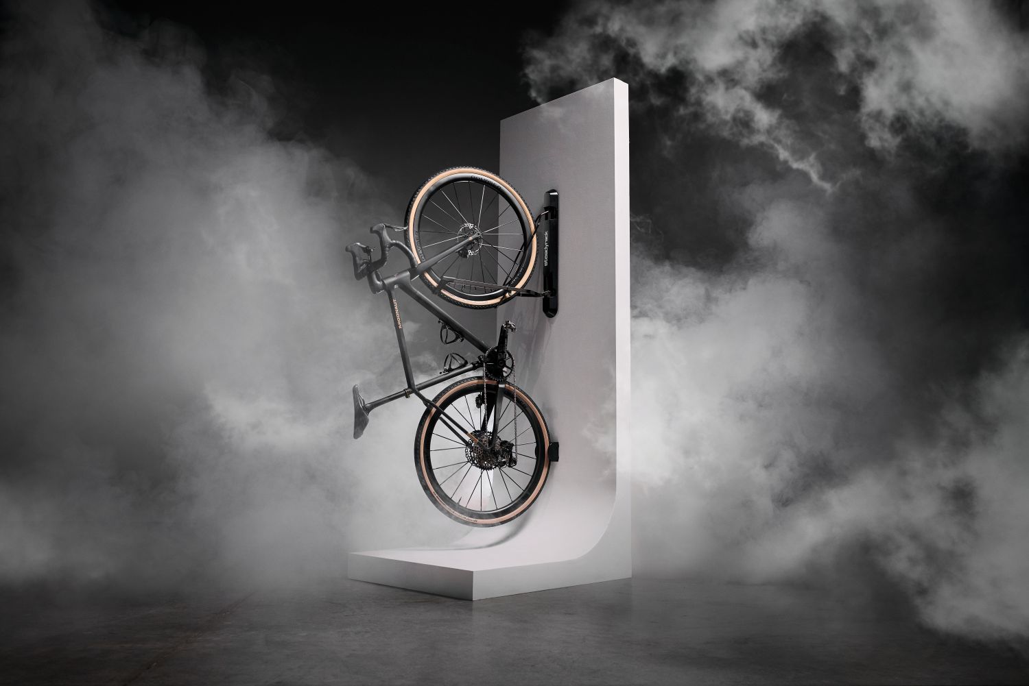 Steadyrack: Inovace v uskladnění kol, která šetří místo i tvoje záda