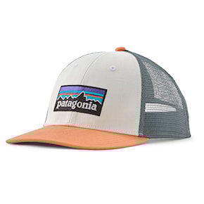 Czapka z daszkiem Patagonia P-6 Logo Lopro Trucker white w/peach sherbet 2026