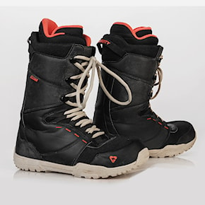 Używane buty snowboardowe Gravity Bliss black/coral 2022