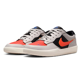 Sneakers Nike SB Force 58 Premium light bone/cosmic clay-black 2024