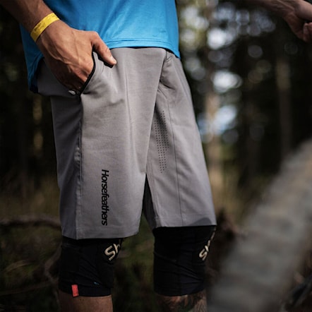 Bike kraťasy Horsefeathers Venture II Shorts titanium 2024 - 4