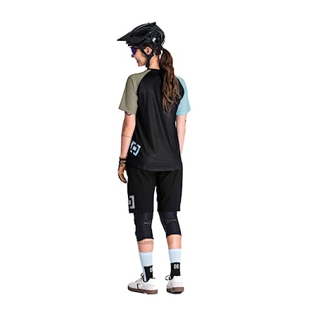 Bike kraťasy Horsefeathers W Stoker Shorts black 2025 - 12