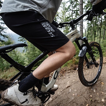 Bike kraťasy Horsefeathers W Stoker Shorts black 2025 - 20