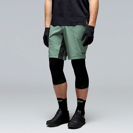 Bike Shorts Oakley Seeker Whip Short aviator green 2026 - 2