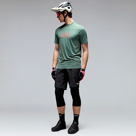 Bike Shorts Oakley Seeker Whip Short pitch black 2026 - 5