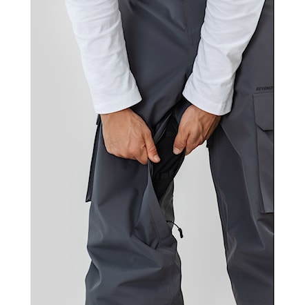 Nohavice na snowboard Beyond Medals Cargo Pants 2L antracite 2026 - 14