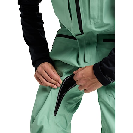 Nohavice na snowboard Burton [ak] GORE-TEX Freebird Bib soft sage 2026 - 4