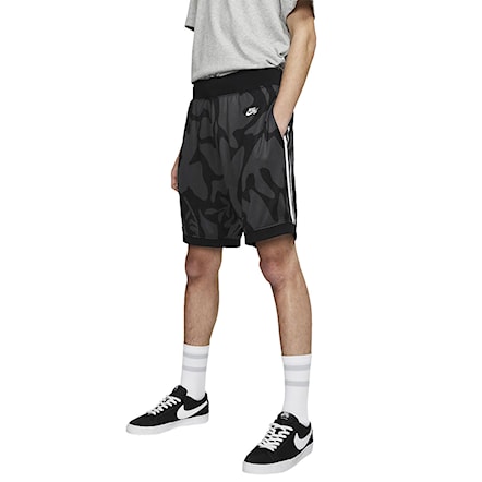 nike sb court shorts