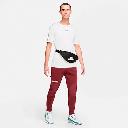 Fanny Pack Nike SB Heritage black/black/white 2024 - 8