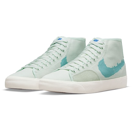 Sneakers Nike SB Blazer Court Mid Premium barely green/boarder blue-barely 2022 - 1