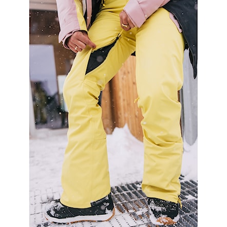 Spodnie snowboardowe Burton Wms Marcy High Rise Pant sulfur 2024 - 3