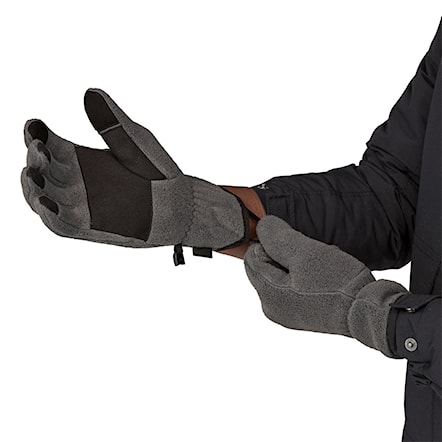 Street rukavice Patagonia Synch Gloves forge grey 2024 - 4