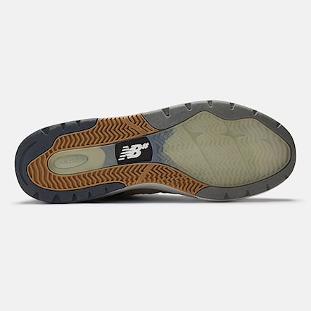 Sneakers New Balance Numeric Andrew Reynolds 933 tan/grey 2025 - 2
