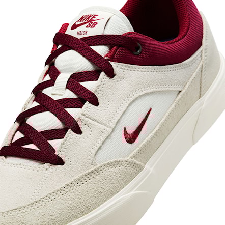 Sneakers Nike SB Malor summit white/team red-phantom-sail 2025 - 10