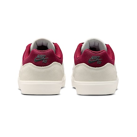 Sneakers Nike SB Malor summit white/team red-phantom-sail 2025 - 12