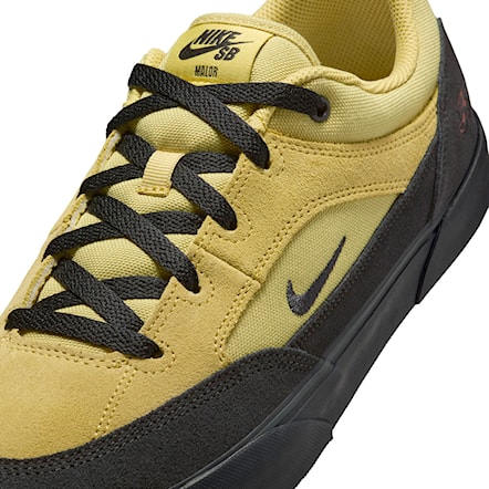 Sneakers Nike SB Malor Te buff gold/black-black-cinnamon 2025 - 8