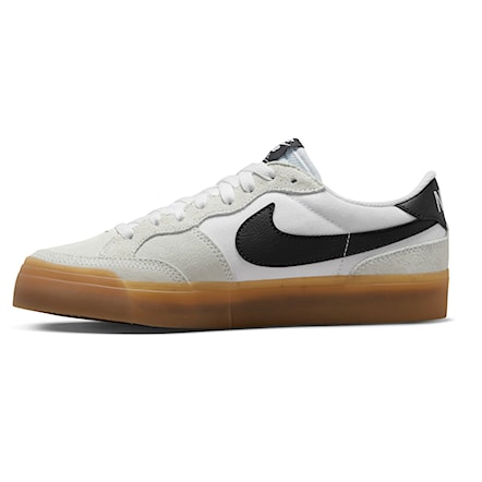 Sneakers Nike SB Pogo Plus white/black-white-gum light brown 2024 - 2