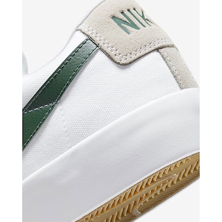 Tenisówki Nike SB Zoom Blazer Low Pro GT white/fir-white-gum light brown 2024 - 8