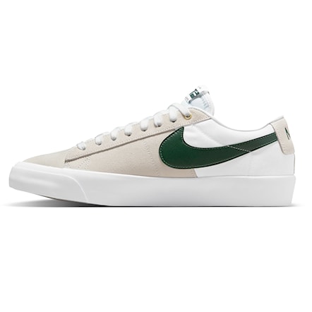 Sneakers Nike SB Zoom Blazer Low Pro GT white/fir-white-gum light brown 2024 - 3