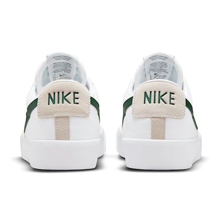 Sneakers Nike SB Zoom Blazer Low Pro GT white/fir-white-gum light brown 2024 - 5
