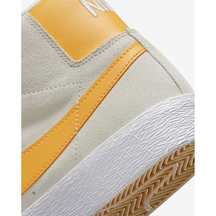 Sneakers Nike SB Zoom Blazer Mid summit white/laser orange-summit 2023 - 8