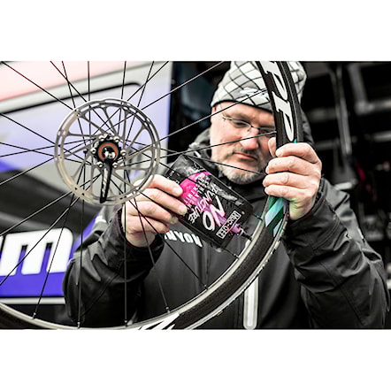 Uszczelniacz Muc-Off No Puncture Hassle Tubeless Sealant 140ml - 3