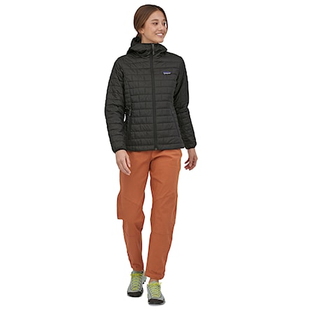 Zimná bunda do mesta Patagonia W's Nano Puff Hoody black 2025 - 11