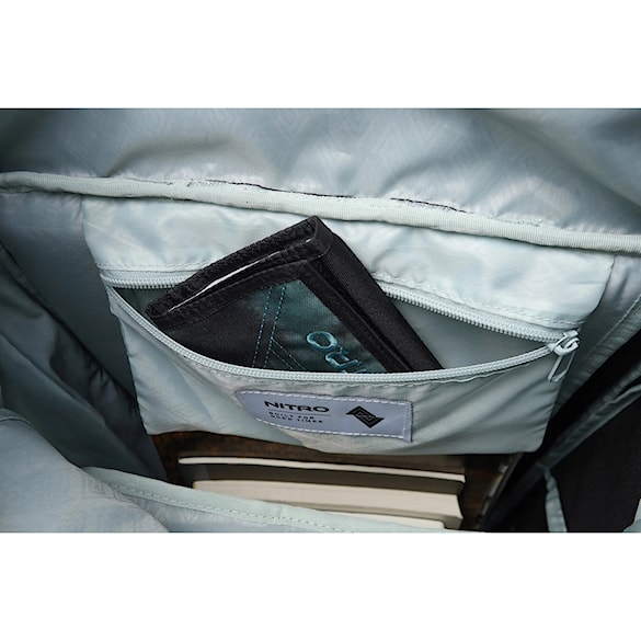 Batoh Nitro Cosmo black out - 14