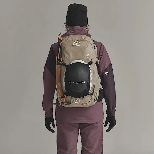 Batoh ORTOVOX Venet Tour 28 S dark linen 2027 - 3