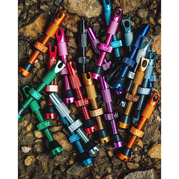 Ventilky Peaty's MK2 Tubeless Valves 42mm red - 2