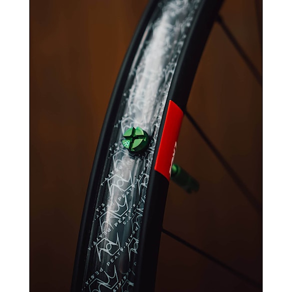 Ventilky Peaty's MK2 Tubeless Valves 42mm red - 3