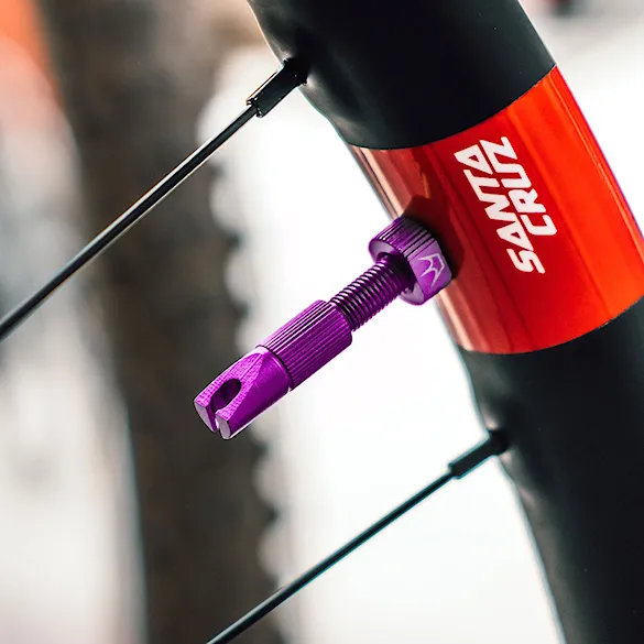 Wentyle Peaty's MK2 Tubeless Valves 42mm violet - 2