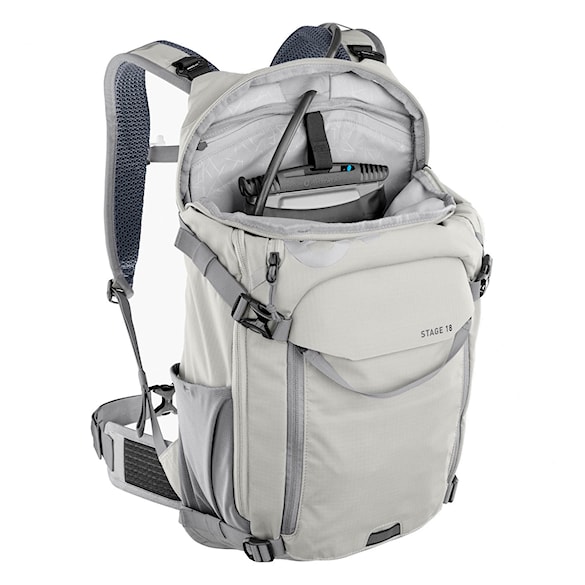Bike Backpack EVOC Stage 18 sand/stone - 6