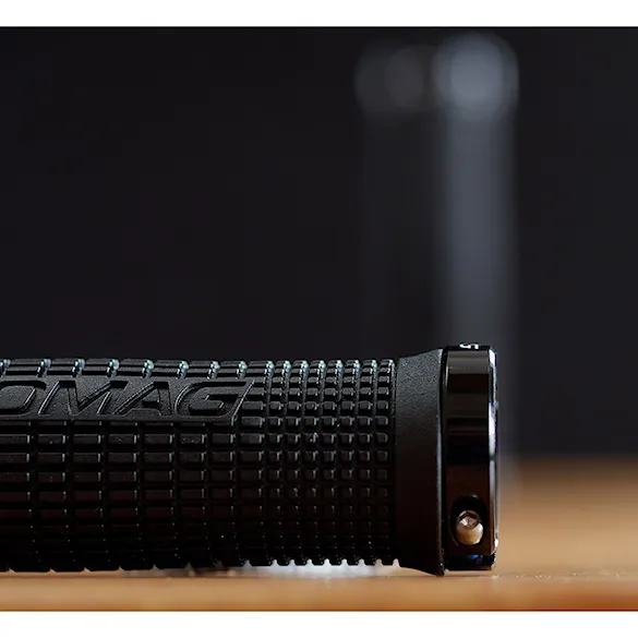 Bike gripy Chromag Squarewave black/black - 3