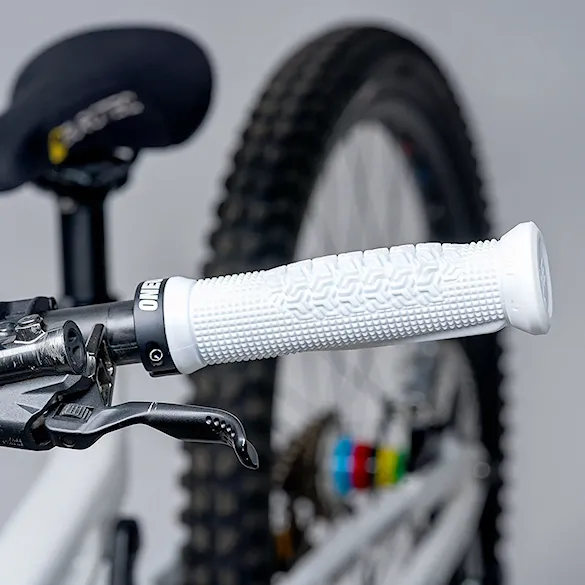Bike Grips OneUp Goldstone Lock-on Grips white - 16