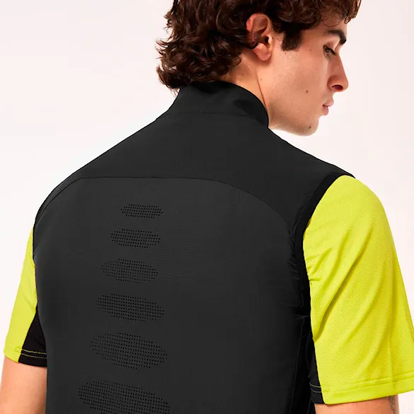 Bike vesta Oakley Elements Vest blackout 2026 - 9