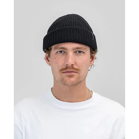 Czapka Beyond Medals Short Beanie black 2026 - 2