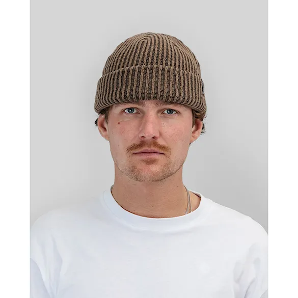 Czapka Beyond Medals Short Beanie brown 2026 - 2