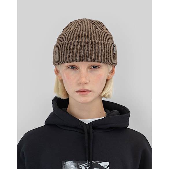 Czapka Beyond Medals Short Beanie brown 2026 - 4