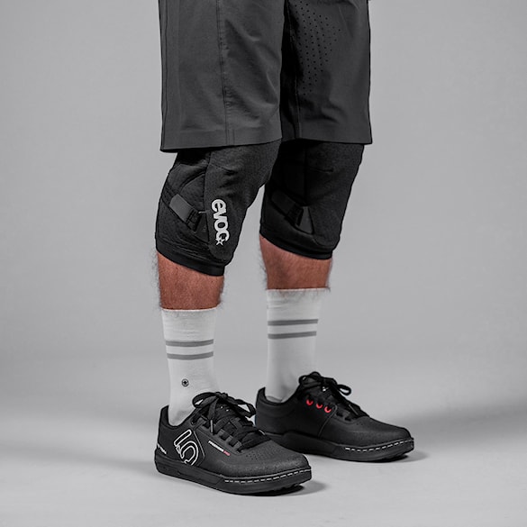 Knee Guards EVOC Knee Protector LS Flex Enduro black - 4