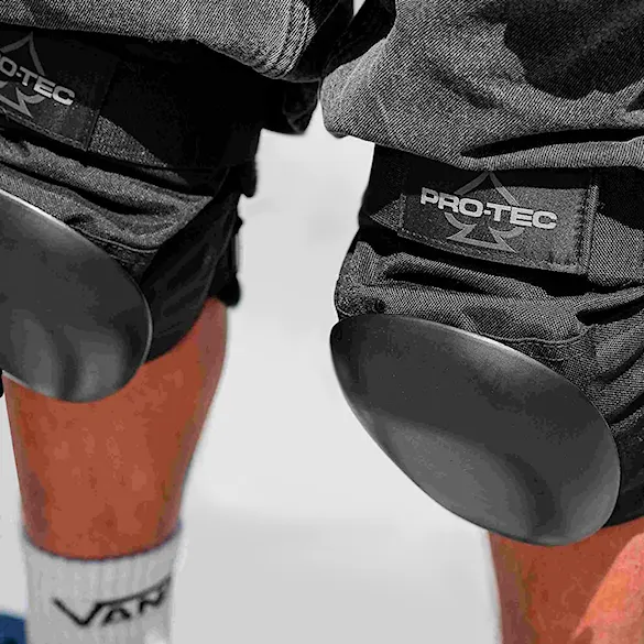Chrániče kolen na skateboard Pro-Tec Vert Knee Pad black - 4