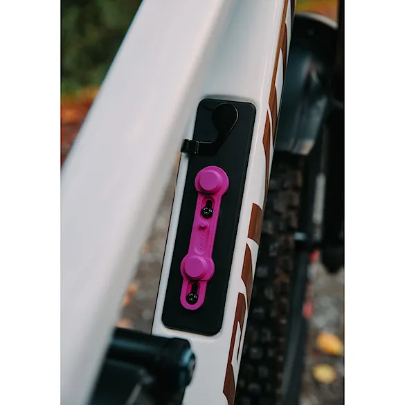Uchwyt na bidon Fidlock TWIST Bike Base pink - 3