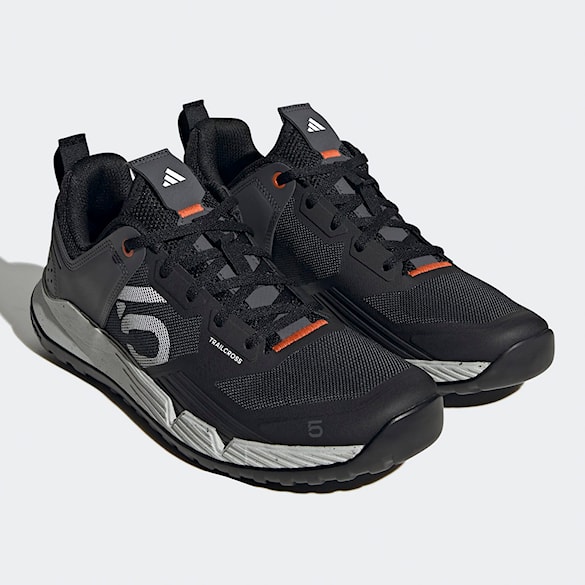 Bike Shoes Five Ten 5.10 Trailcross XT core black/cloud white/grey six 2024 - 2